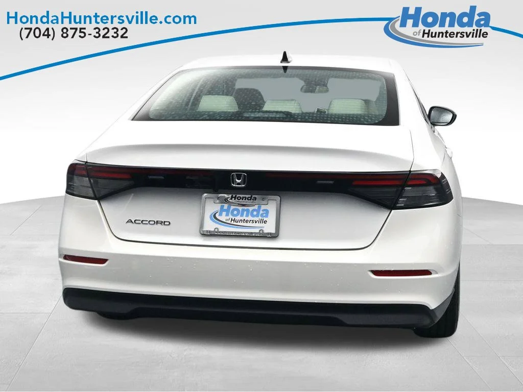 Certified Used 2026 Platinum White Pearl Honda SE image 7