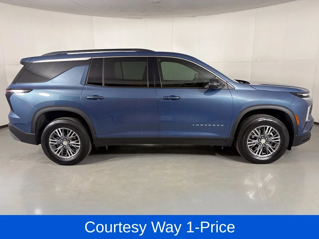 Used 2025 Blue Chevrolet LT image 12