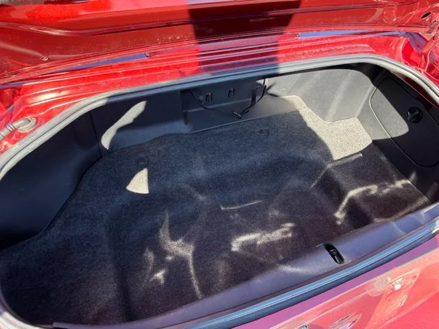 Used 2006 Red Mazda Grand Touring image 8