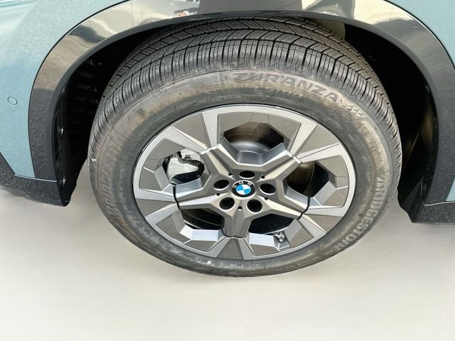 New 2027 Green BMW xDrive28i image 24