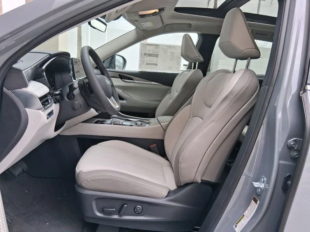New 2027 HARBOR GRAY INFINITI Luxe FWD image 14