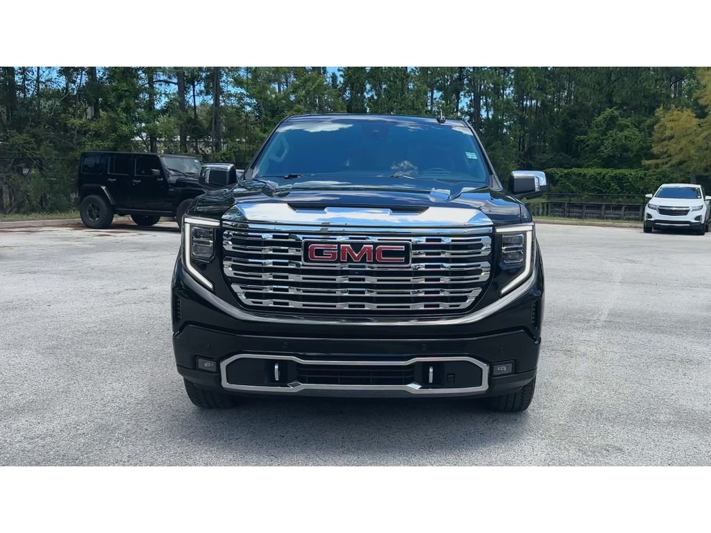 Used 2023 Onyx Black GMC Denali image 3