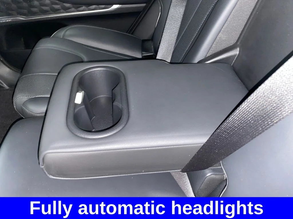 Used 2021 Silver Hyundai Limited image 14