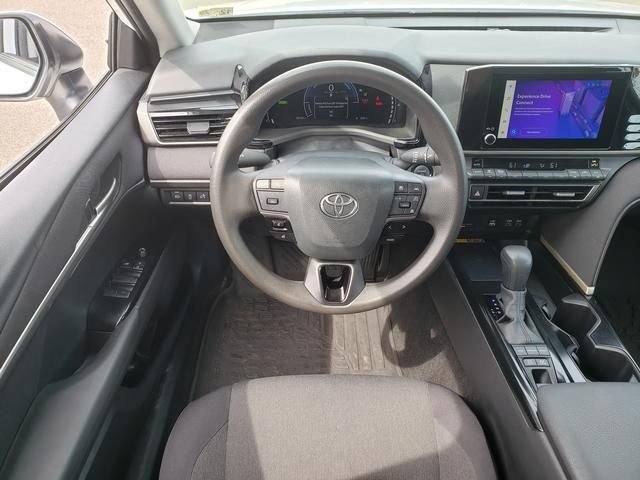 Used 2025 White Toyota LE image 15