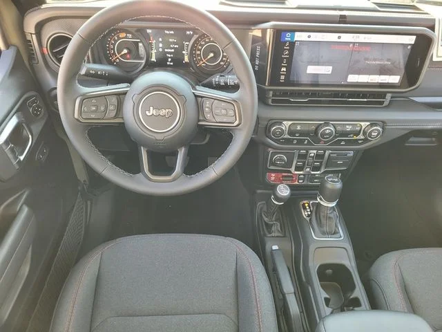 2025 Jeep Wrangler 4-Door Rubicon - Photo 15