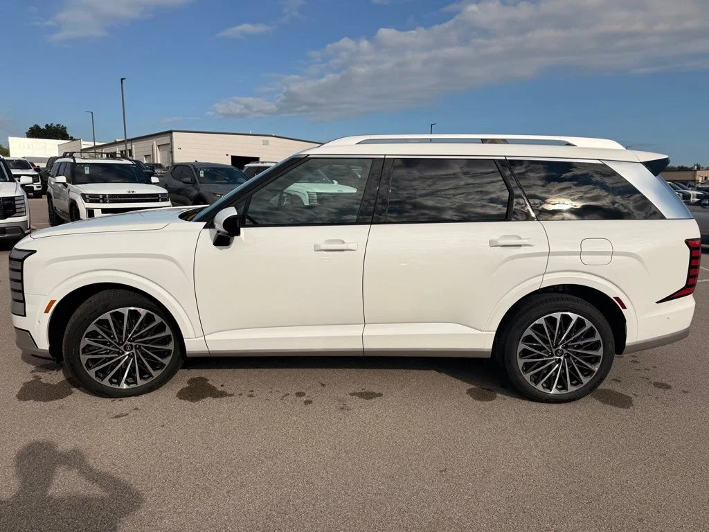 New 2026 Creamy White Pearl Hyundai Calligraphy image 5