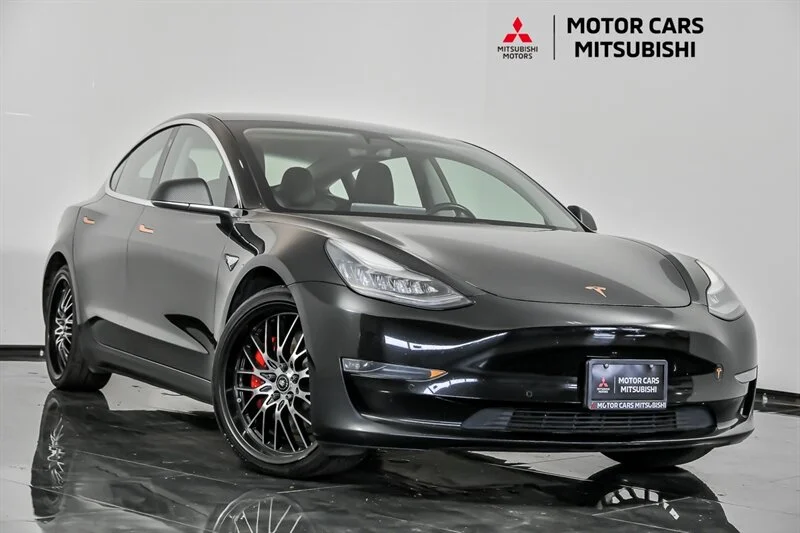 2018 Tesla Model 3 Long Range Dual Motor All-Wheel Drive's photo