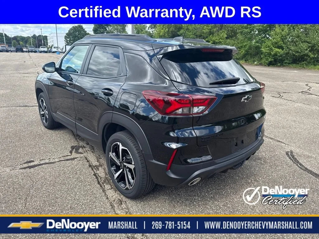 Used 2023 Mosaic Black Metallic Chevrolet RS image 3