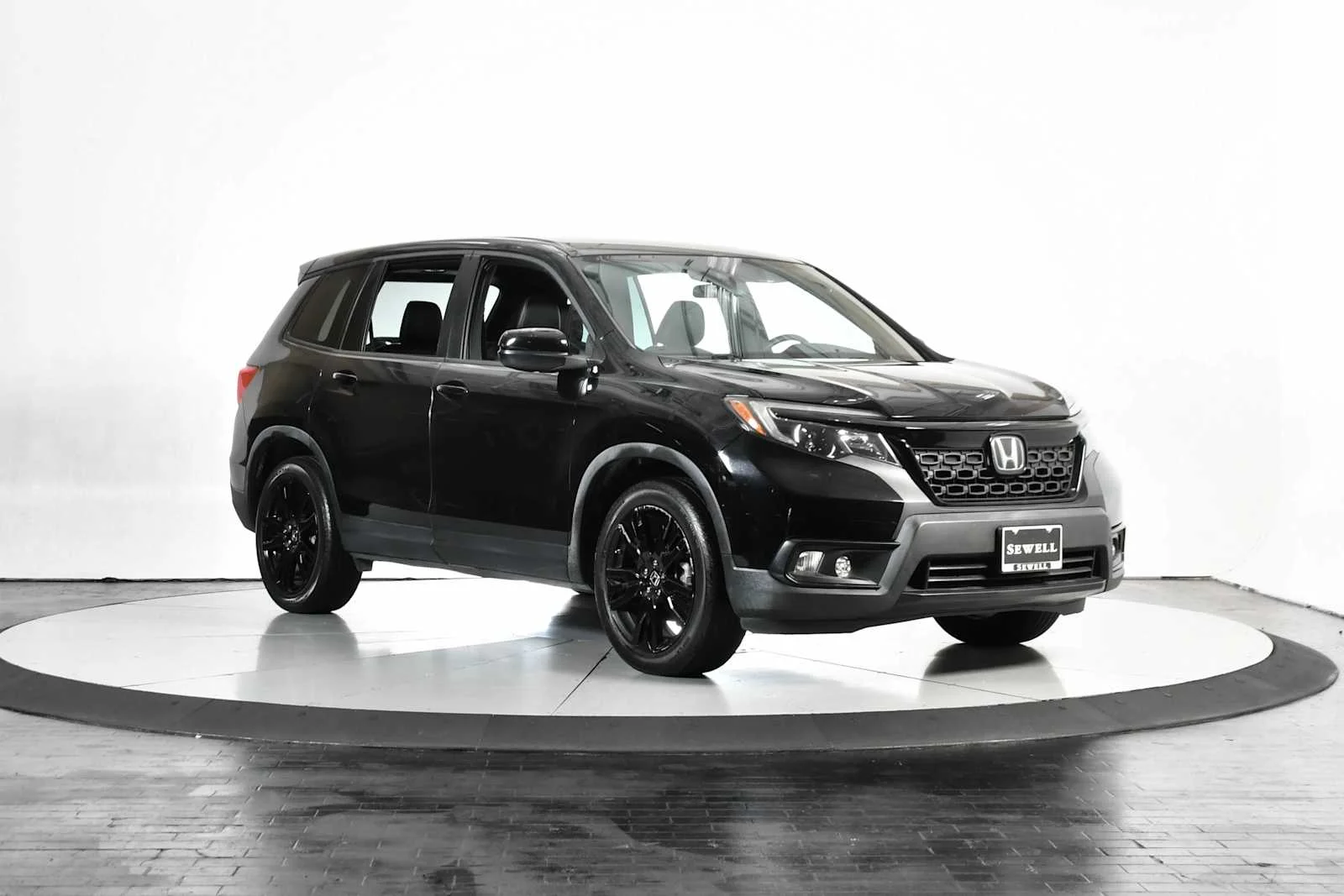 Used 2019 Crystal Black Pearl Honda Sport image 8