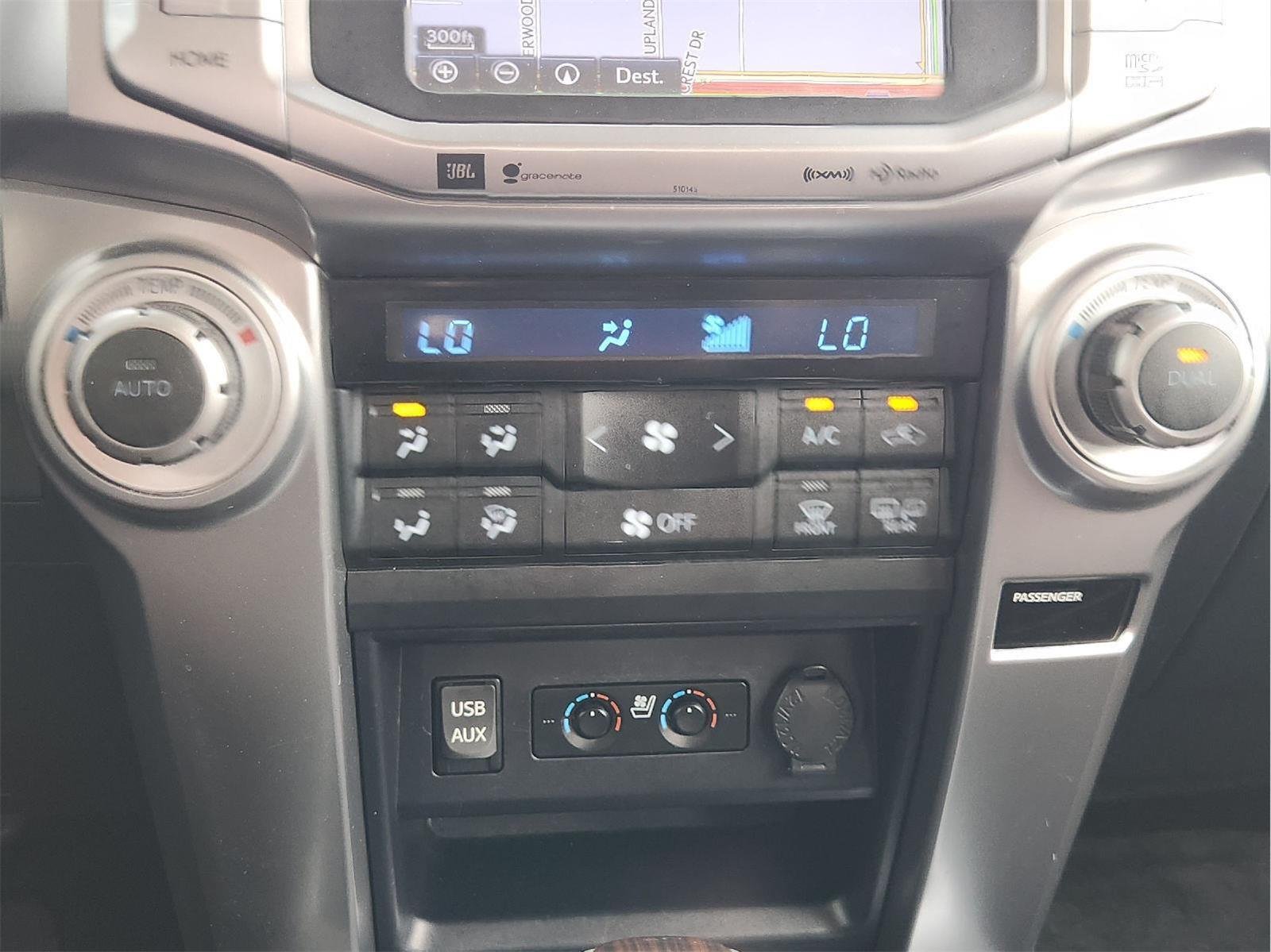 2018 Toyota 4Runner photo 20 of 34