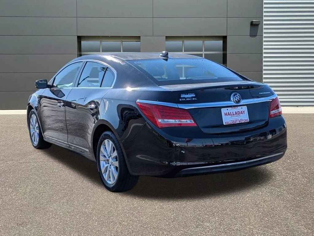Used 2016 Ebony Twilight Metallic Buick Leather image 8