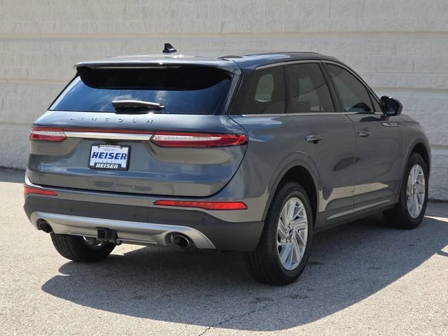 Used 2023 Gray Lincoln Standard image 13