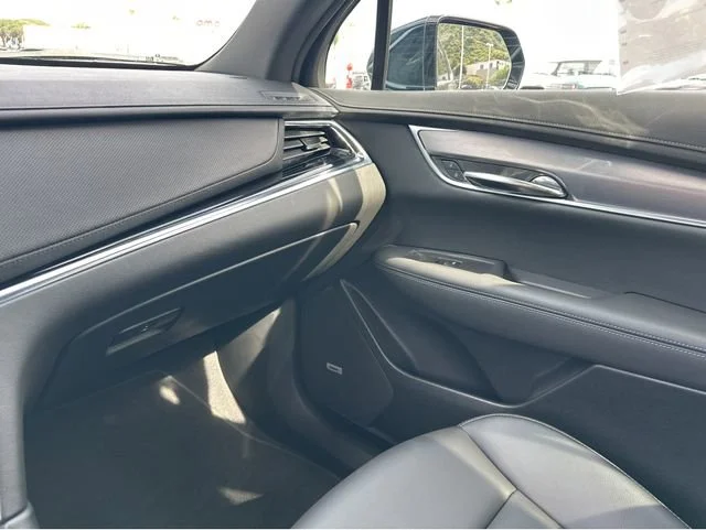 2024 Cadillac XT6 Luxury - Photo 8