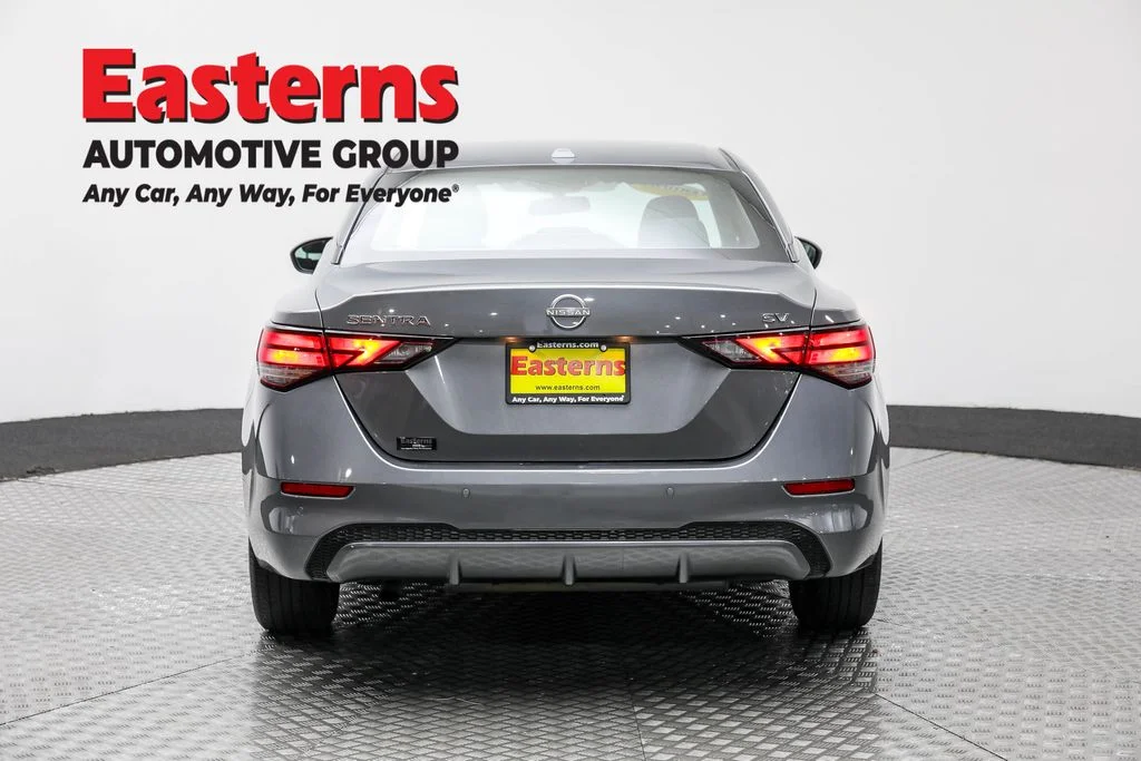 Used 2024 Gray Nissan SV image 6
