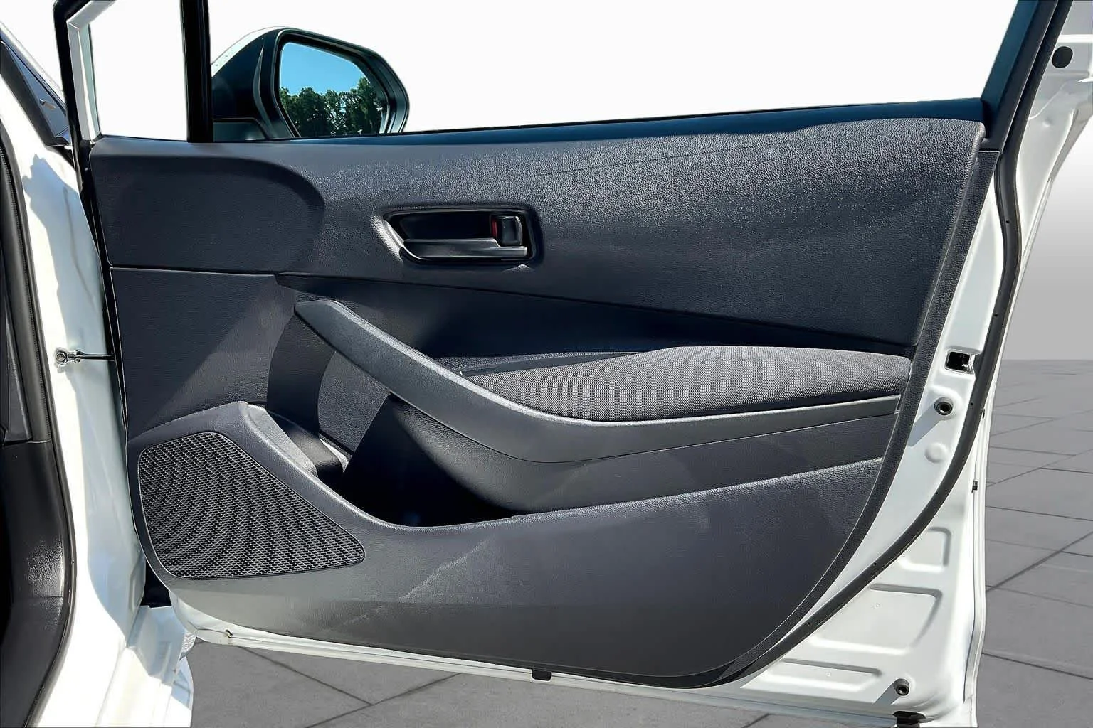 Used 2026 Ice Cap Toyota LE image 22