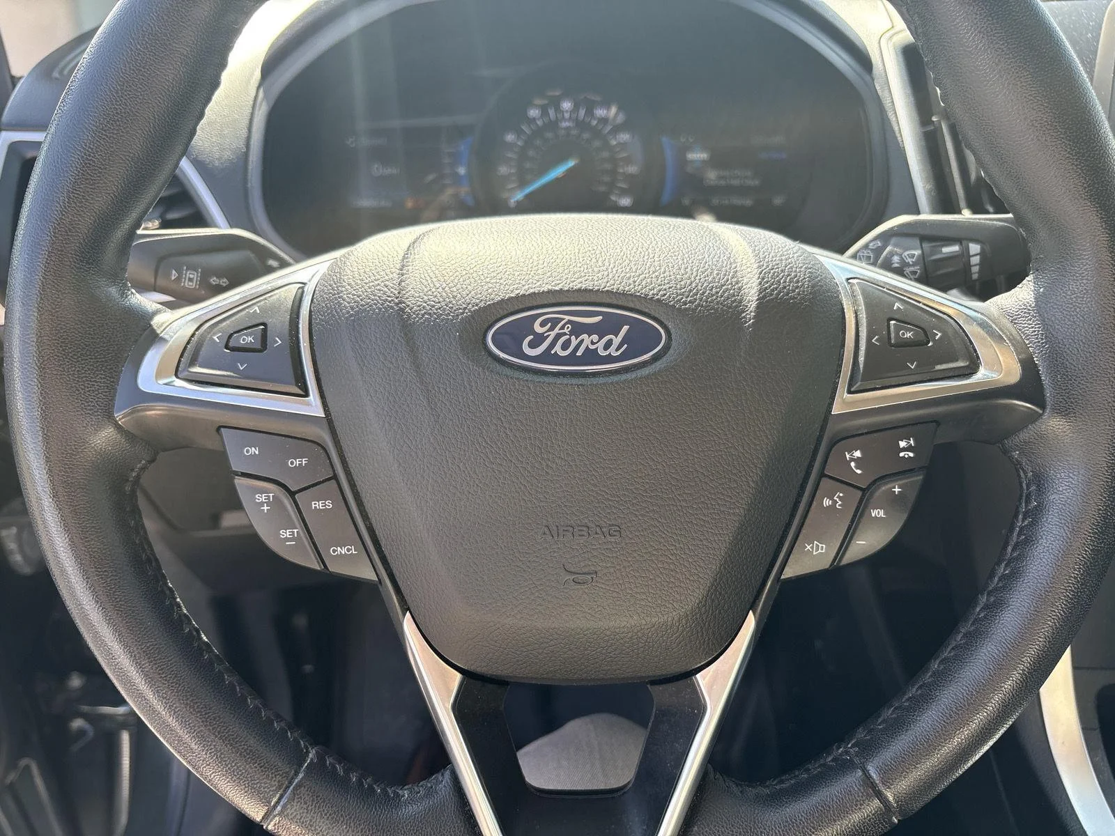 Used 2023 Forged Green Metallic Ford SEL image 11