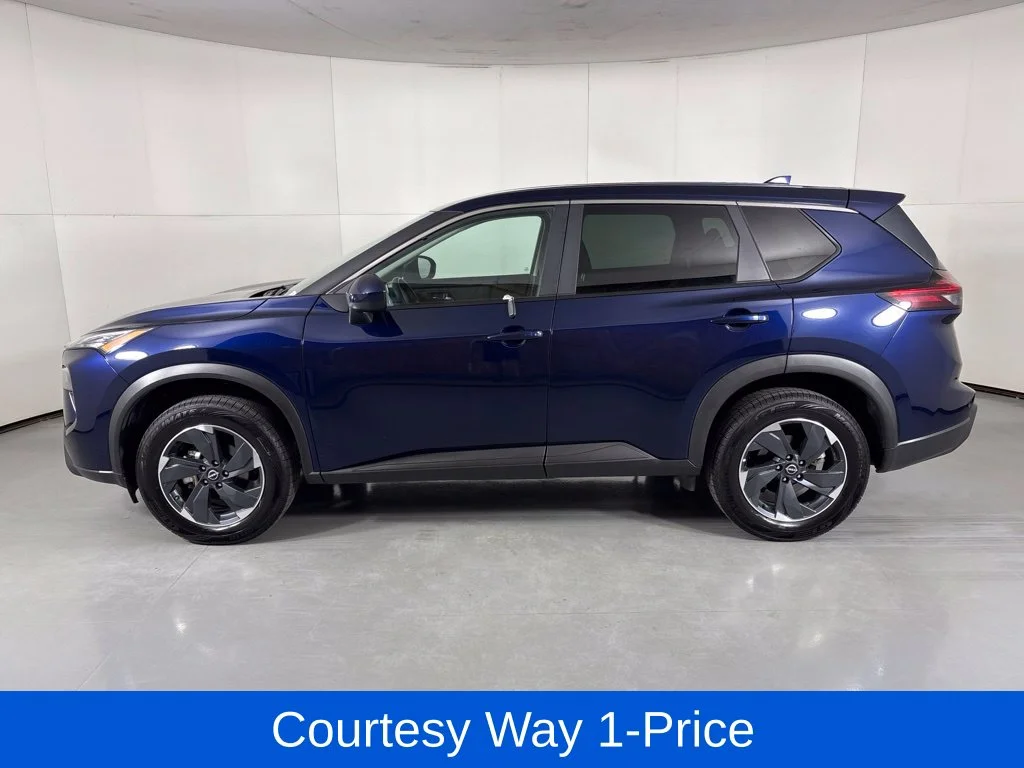 Used 2025 Blue Nissan SV image 6