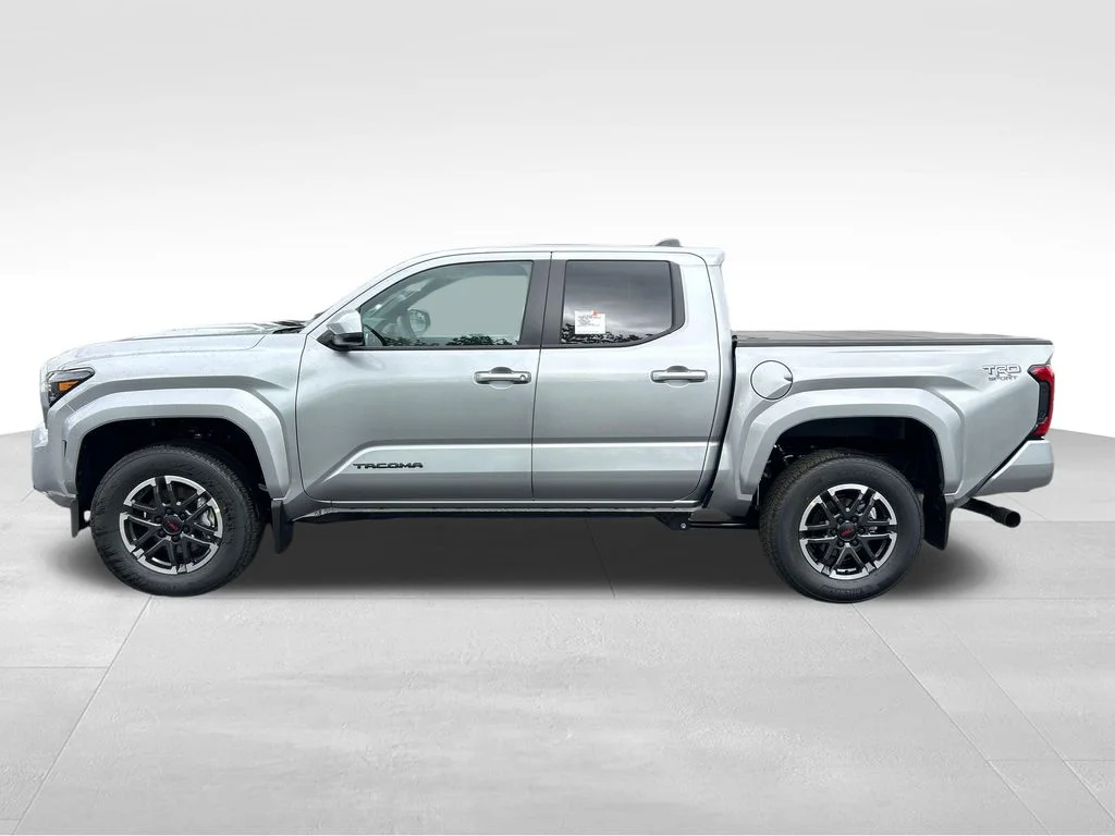 2026 Toyota Tacoma TRD Sport - Photo 2