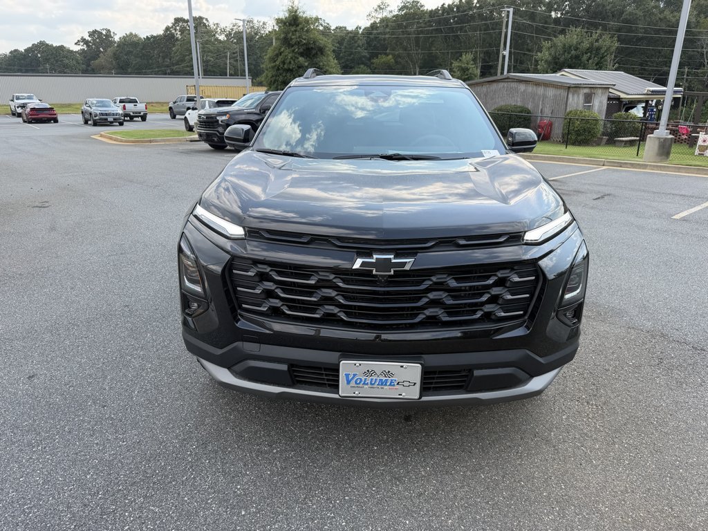 New 2027 Mosaic Black Metallic Chevrolet LT image 9