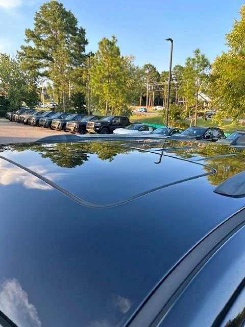 Used 2021 Black Jeep Limited image 9