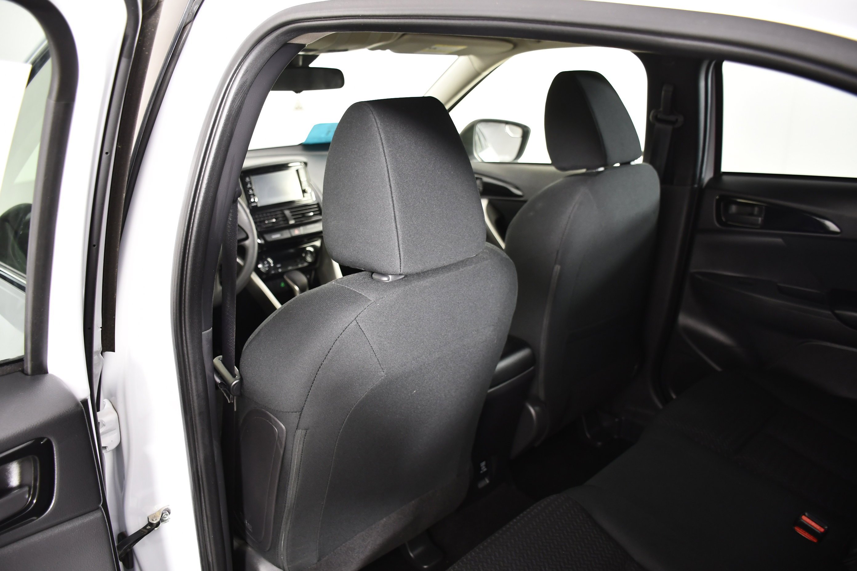 Certified Used 2024 White Diamond Mitsubishi ES image 46