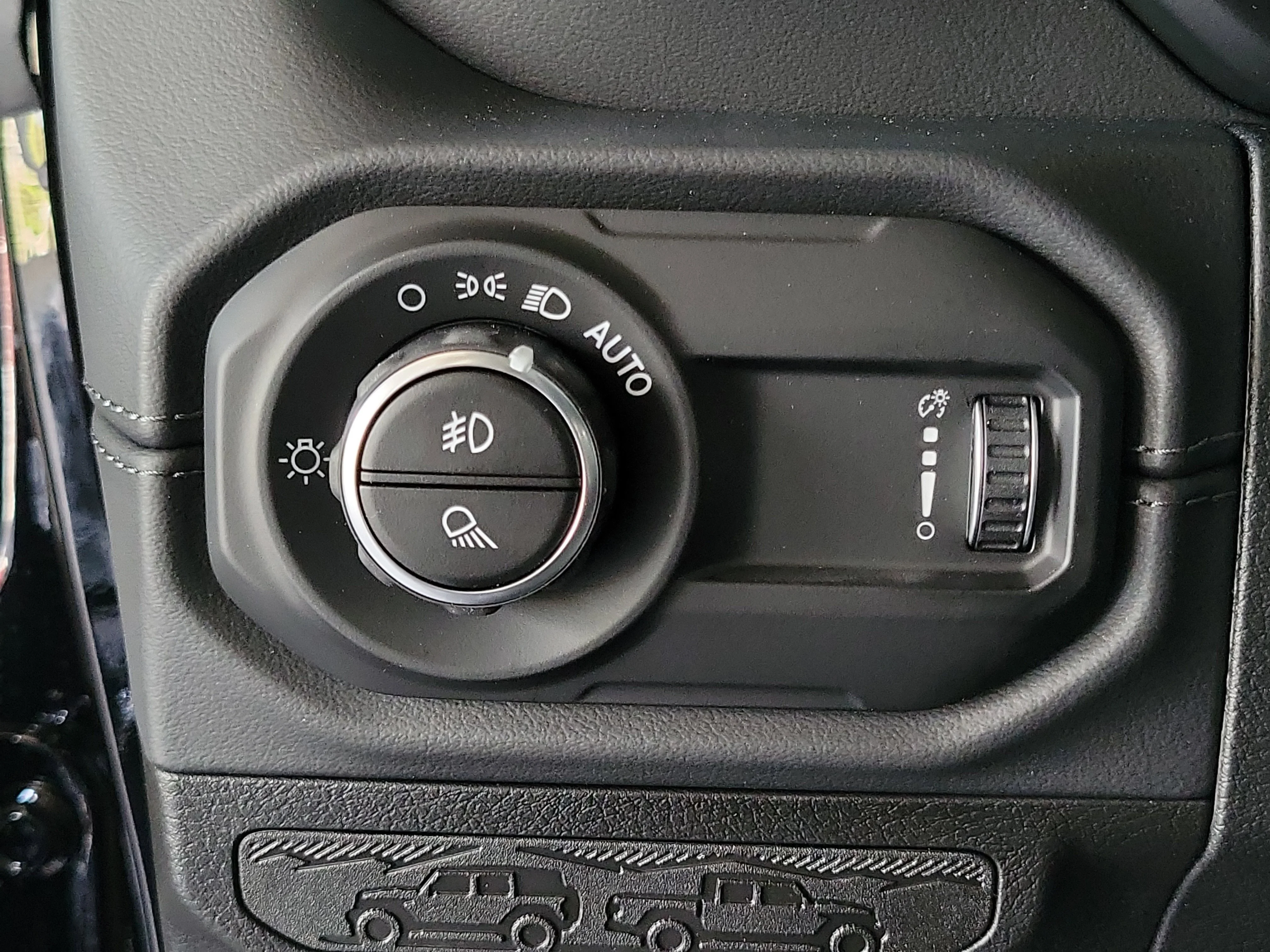 New 2026 Black Clear-Coat Exterior Paint Jeep Sahara image 20