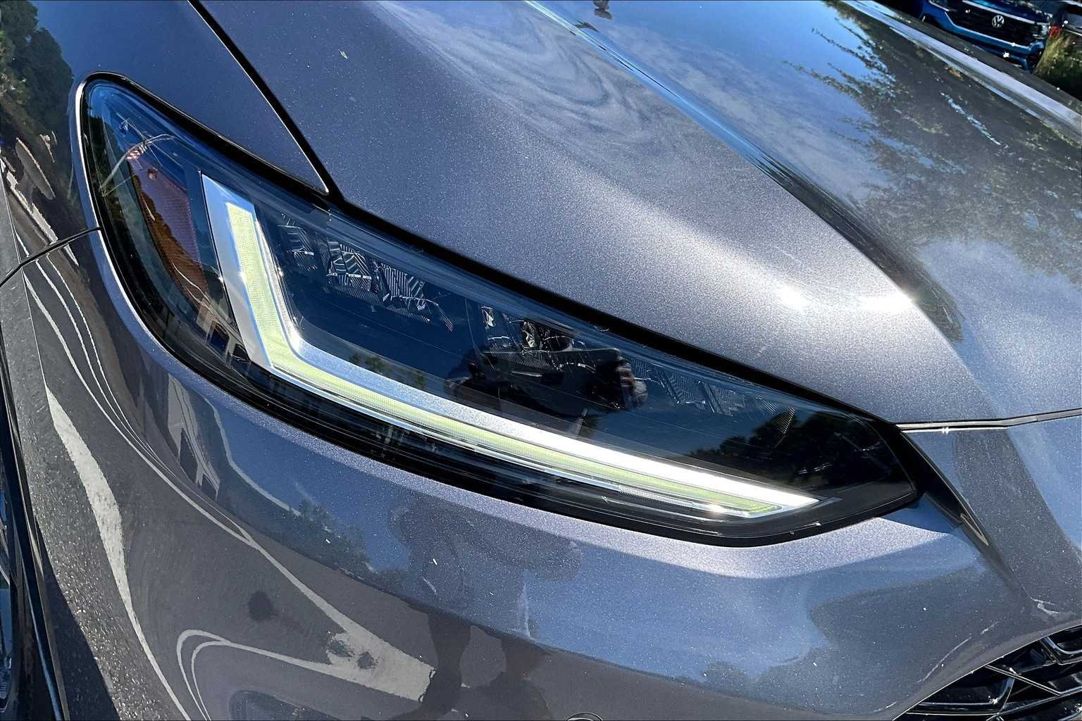 Certified Used 2023 Modern Steel Metallic Honda EX-L image 29