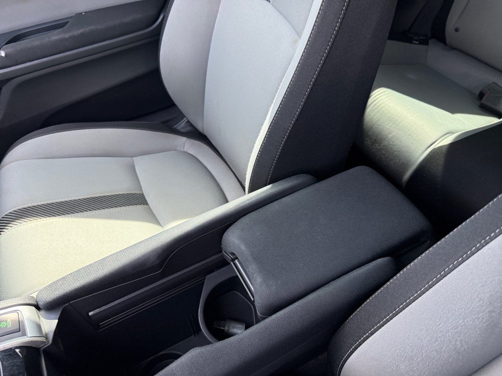 Used 2018 Polished Metal Metallic Honda LX-P image 14
