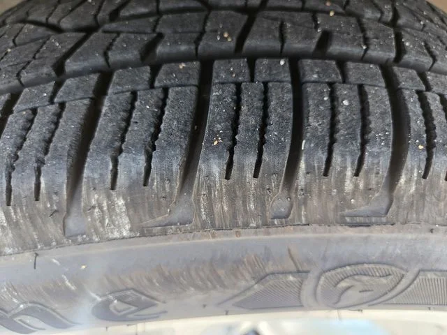 Used 2013 Silver Ford Limited image 27