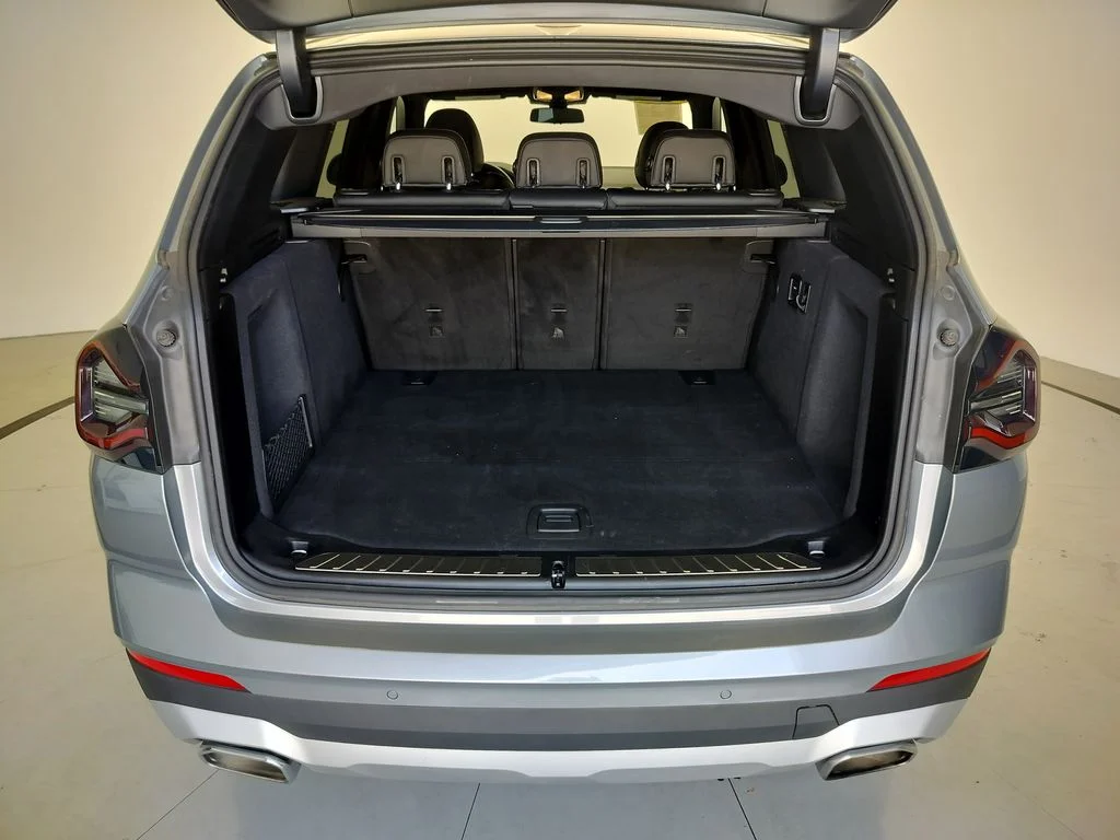 Used 2024 Skyscraper Grey Metallic BMW sDrive30i image 22