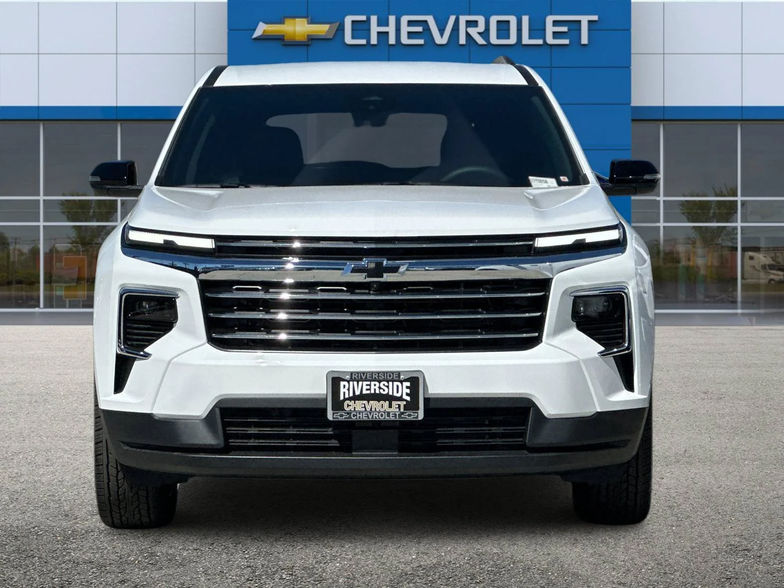 New 2027 Summit White Chevrolet LT image 9