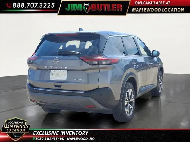 Used 2023 Gray Nissan SV Intelligent AWD image 5