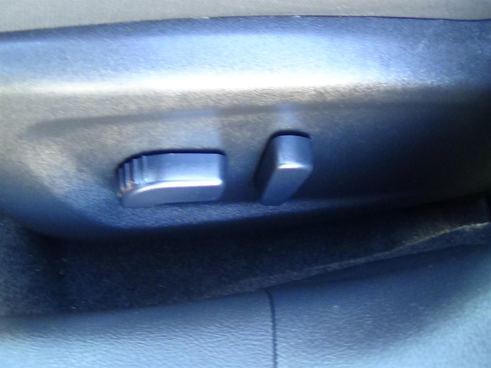 Certified Used 2025 Gun Metallic (kad) Nissan 2.5 SV image 17