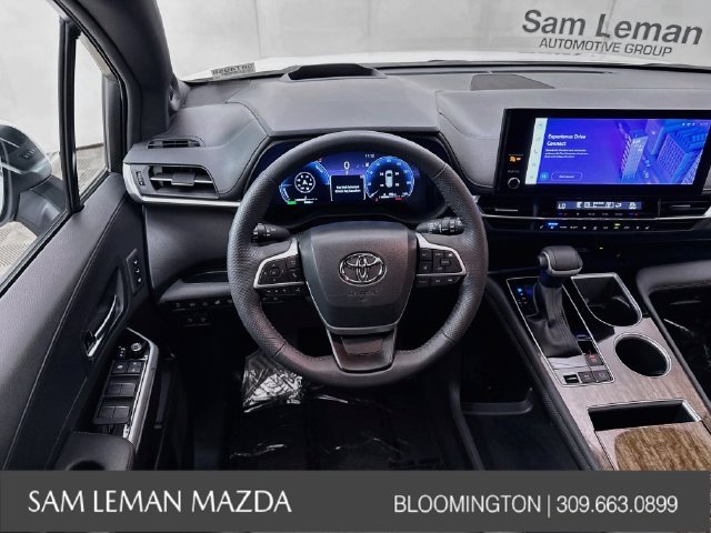 Used 2025 Beige Toyota Platinum image 24