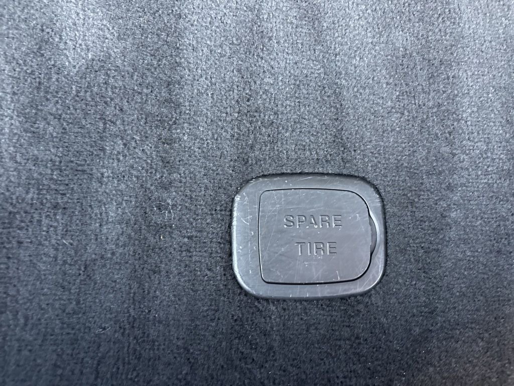 Used 2025 Silver Kia S image 52