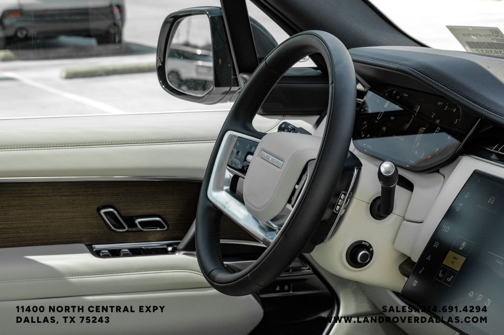 New 2027 Fuji White Land Rover SE image 11