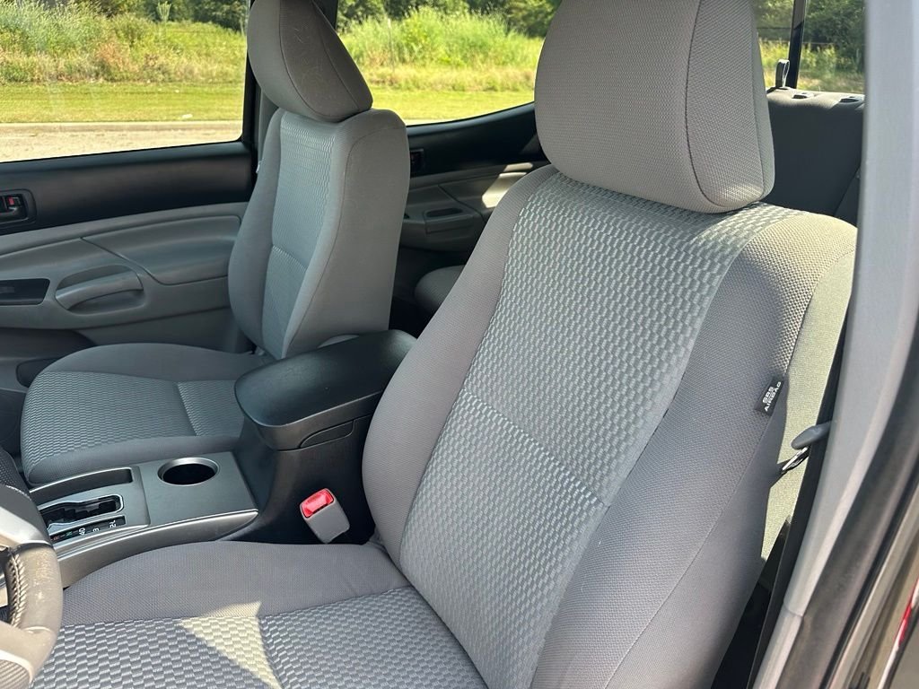Used 2015 Black Toyota PreRunner image 19