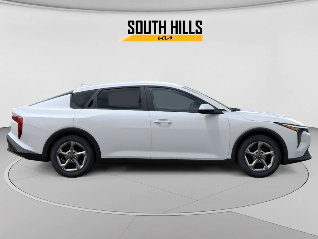New 2026 White Kia LXS image 7