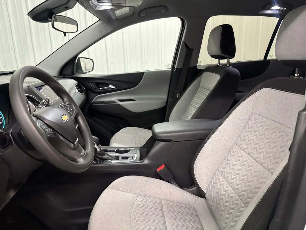 2023 Chevrolet Equinox LT - Photo 9