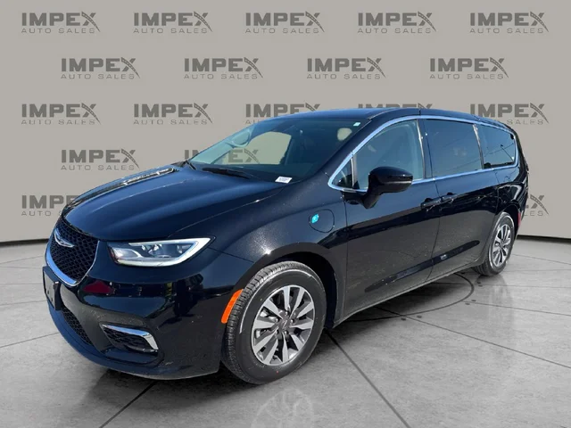 2024 Chrysler Pacifica Hybrid Select