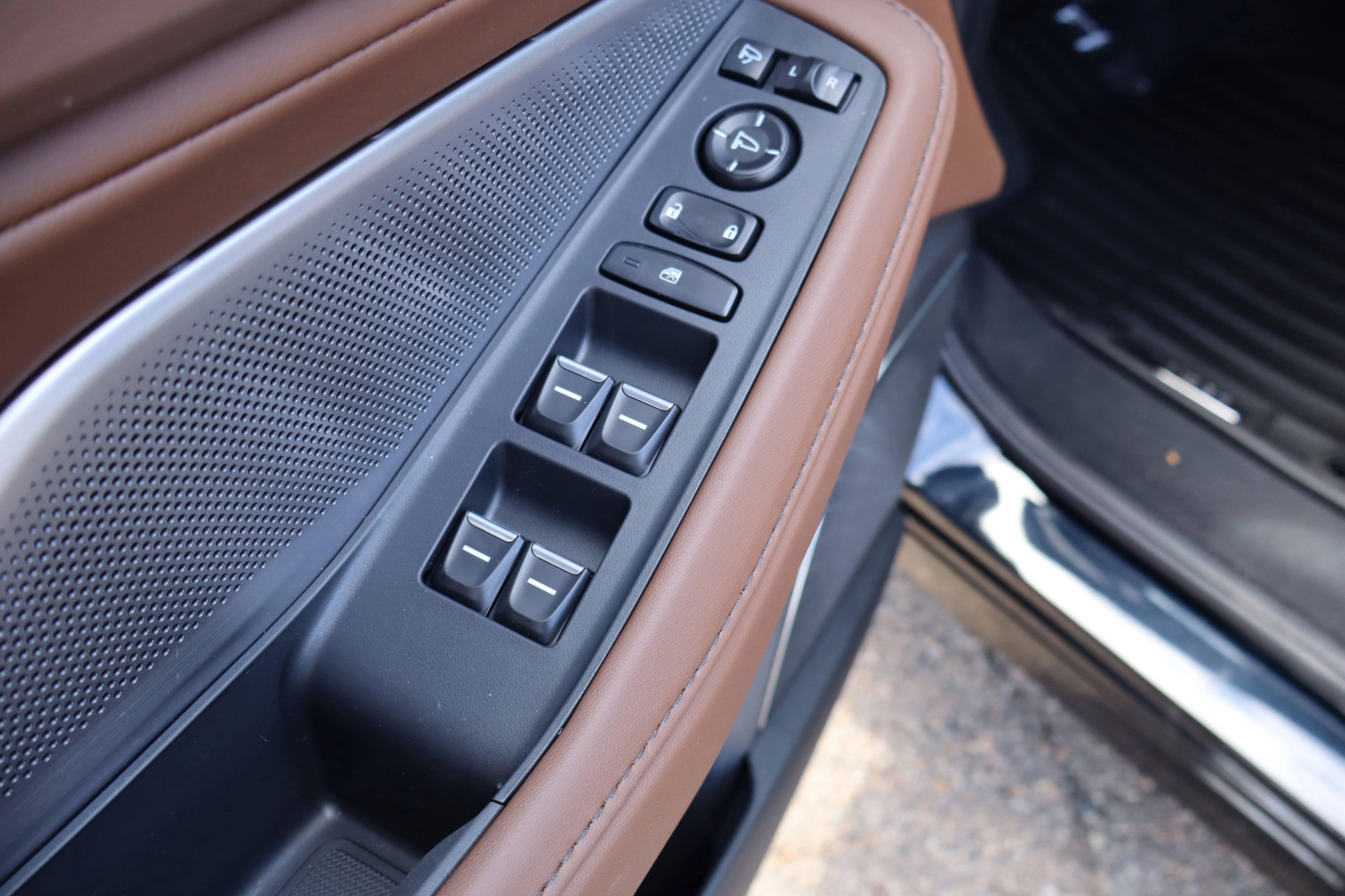 New 2026 Majestic Black Pearl Acura w/Technology Package image 24