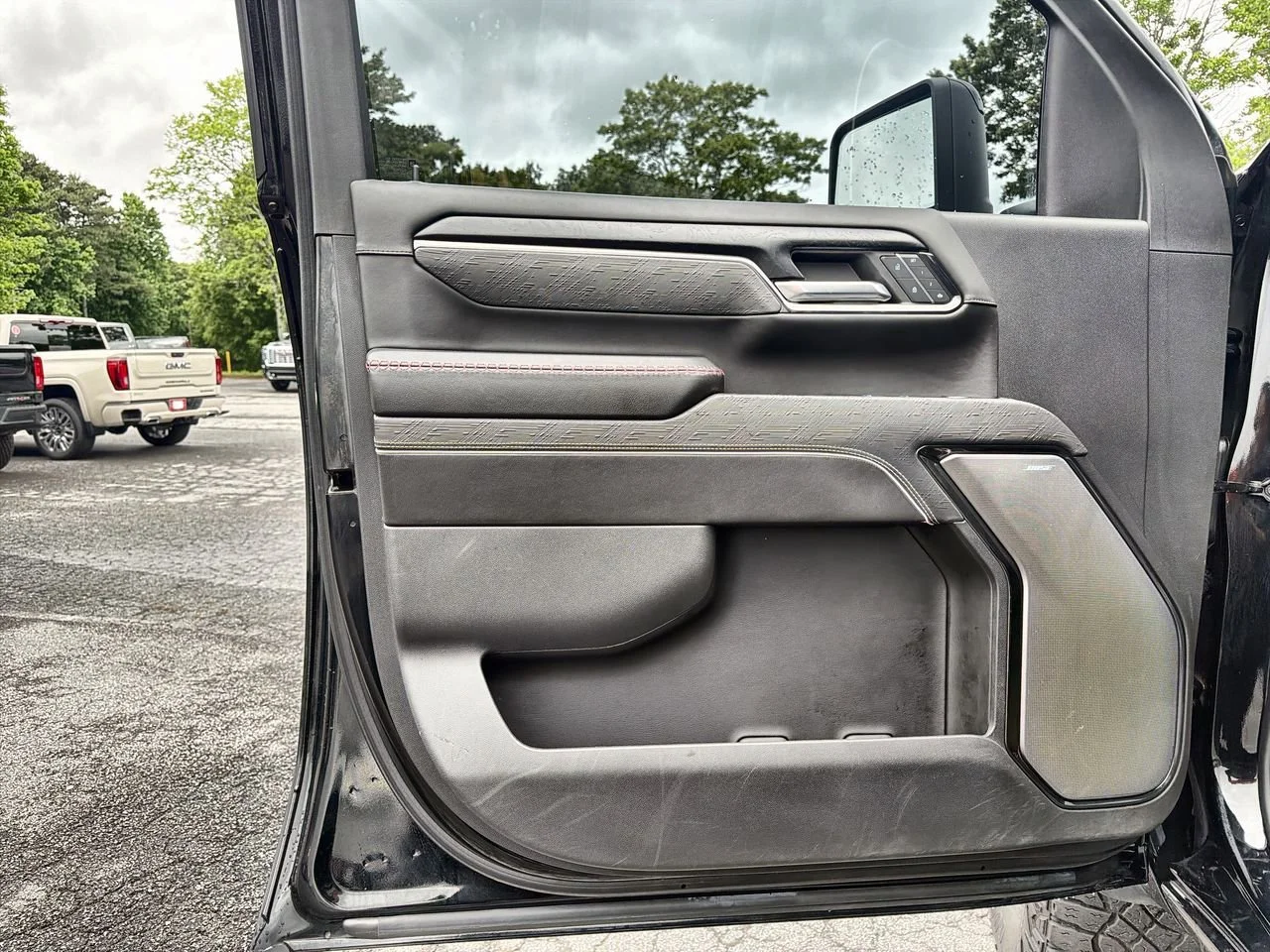 Used 2024 Onyx Black GMC AT4X image 18