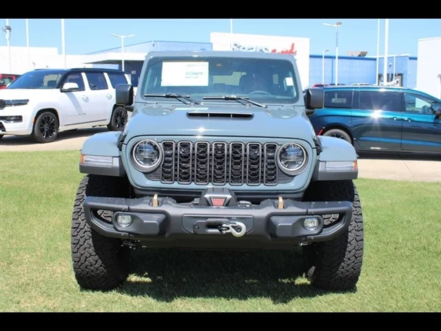 New 2024 Anvil Clear-Coat Exterior Paint Jeep Rubicon 392 image 2
