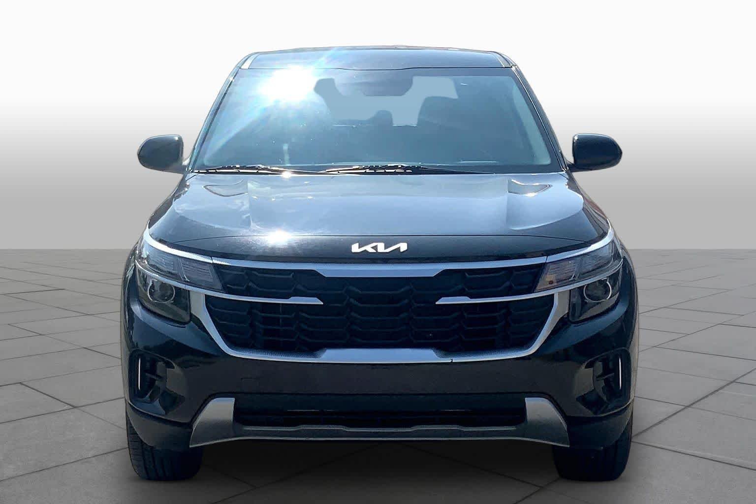 Certified Pre-Owned 2024 Kia Seltos LX