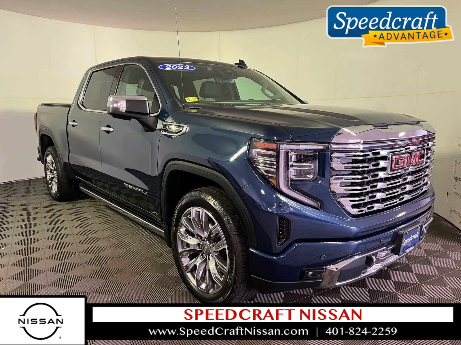 2023 GMC Sierra 4WD Crew Cab Short Box Denali's photo