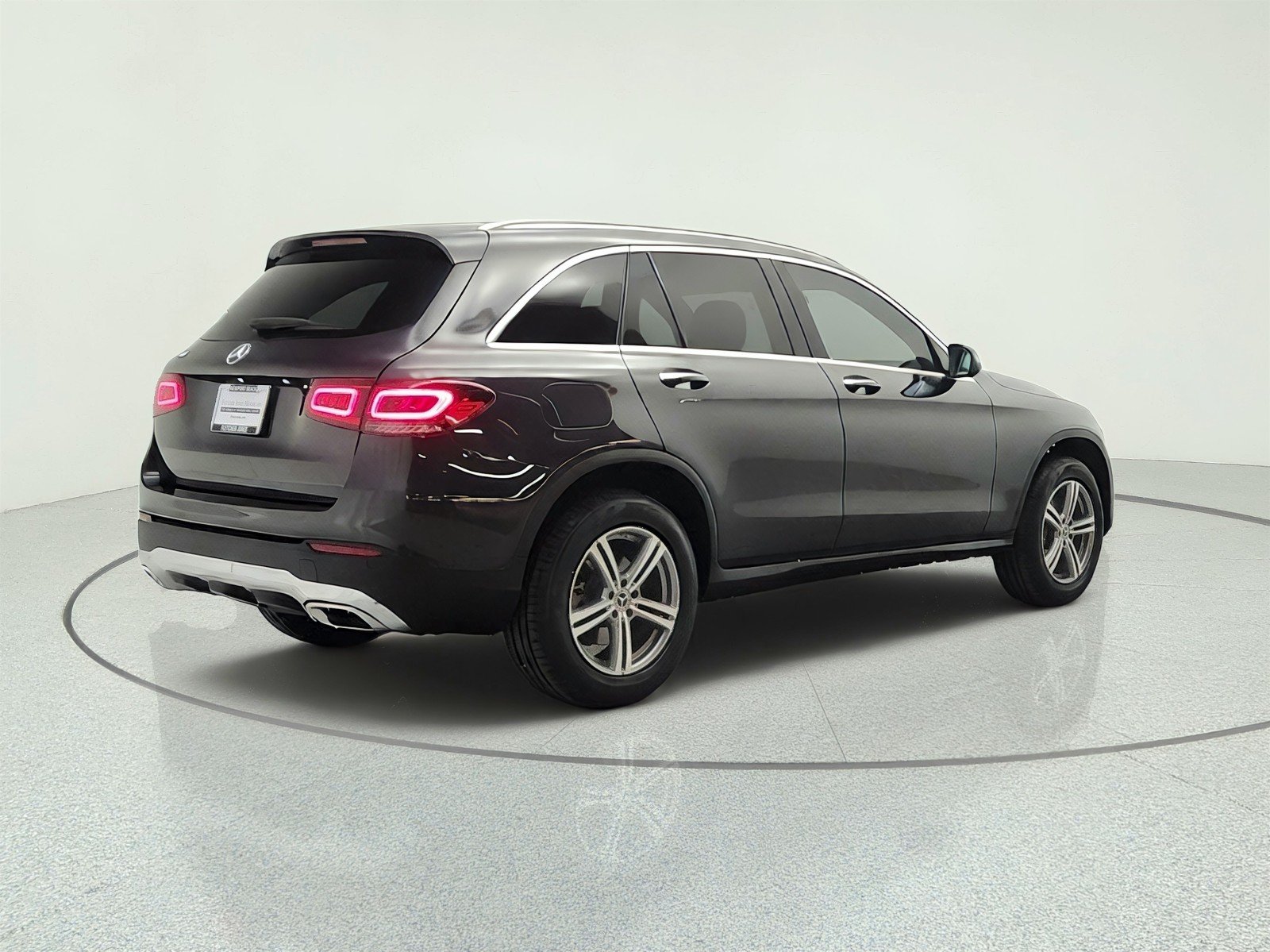 Used 2022 Graphite Grey Metallic Mercedes-Benz GLC 300 SUV image 5