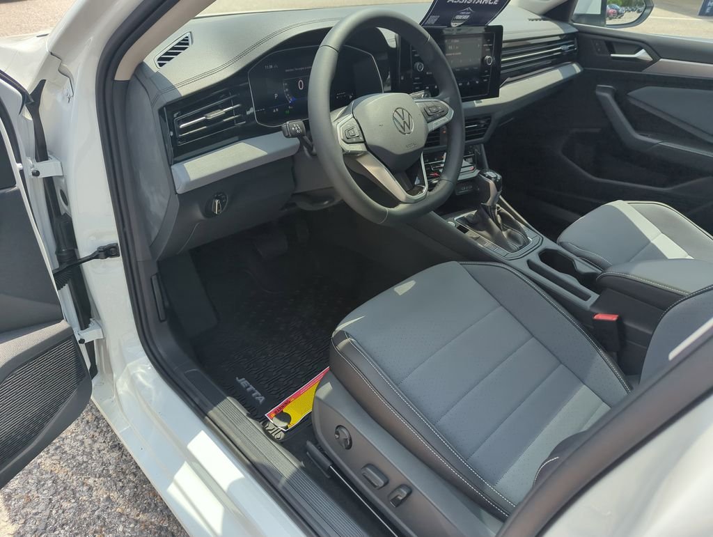 New 2026 White Volkswagen 1.5T SE image 11