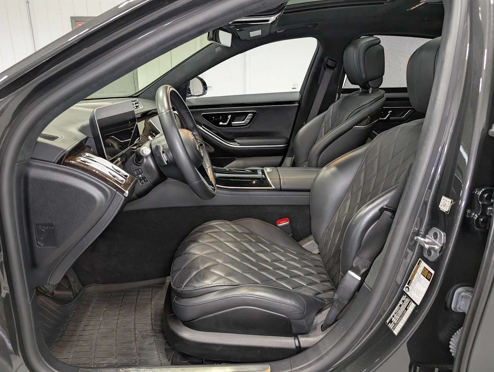 Used 2022 Graphite Grey Mercedes-Benz S 580 image 4