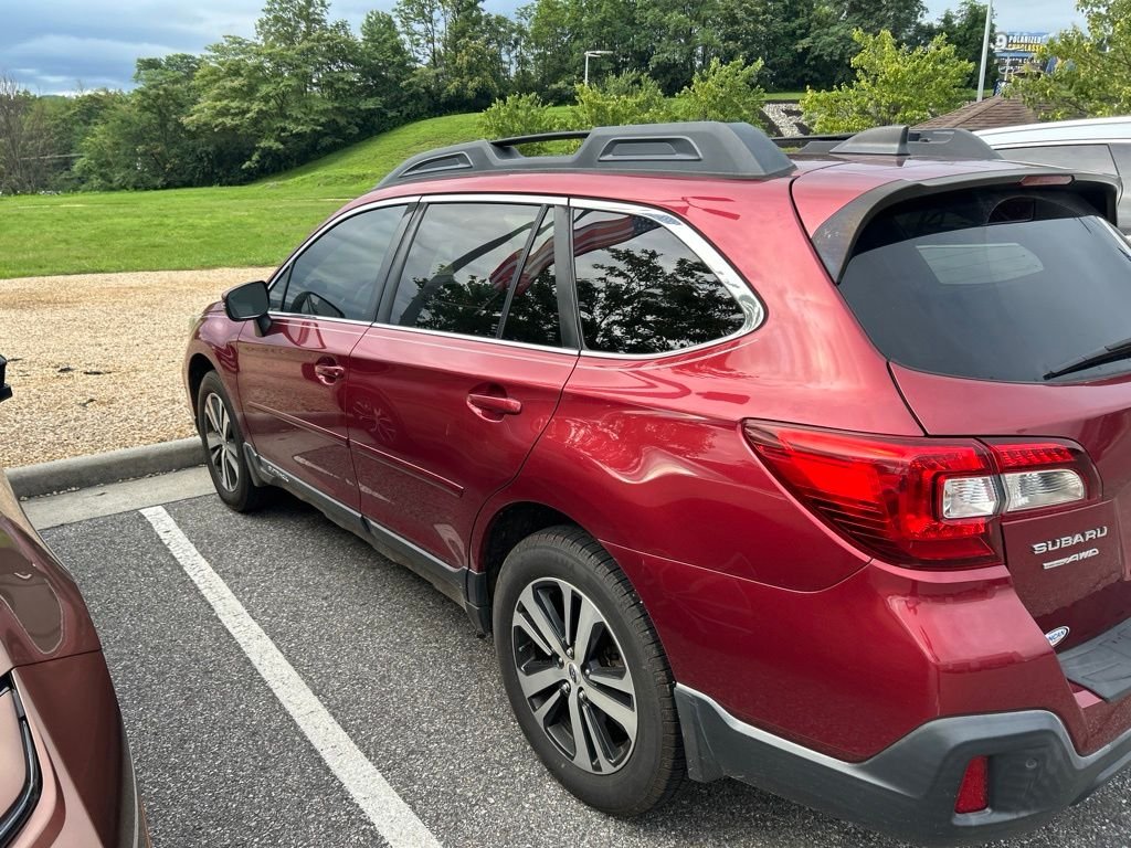 Used 2018 Red Subaru 2.5i image 4