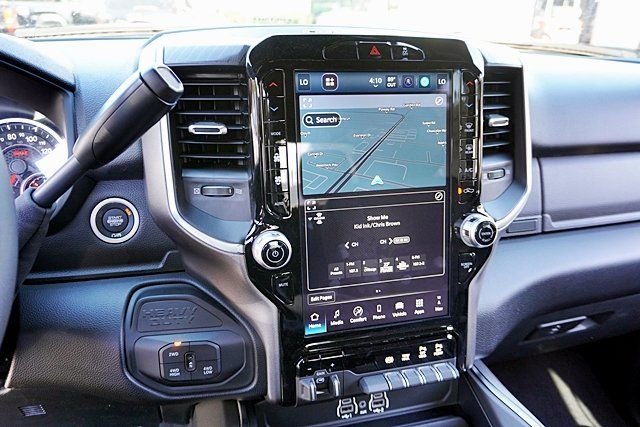 New 2026 Bright White Clear-Coat Exterior Paint RAM Big Horn image 29